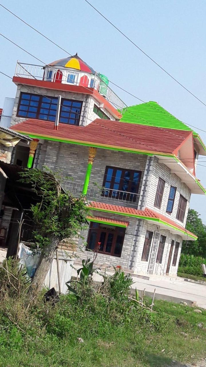 Chitwan Homestay Bharatpur  ภายนอก รูปภาพ